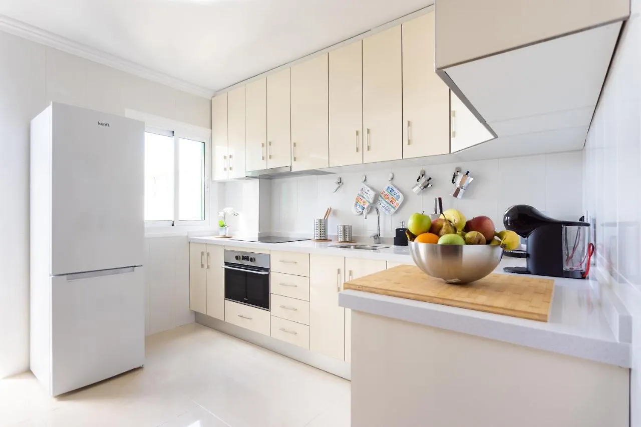 Three Spacious Apartments 150M From The Las Americas Promenade Arona  0*, Arona (Tenerife) Spain